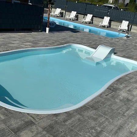 Osrodek Wczasowy Kuba 홀리데이파크 *